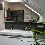 Apartmán Superior-apartment Mit Pool Und Seezugang