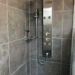 Apartmán Superior-apartment Mit Pool Und Seezugang