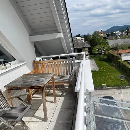 Superior-apartment Mit Pool Und Seezugang * Velden am Wörthersee
