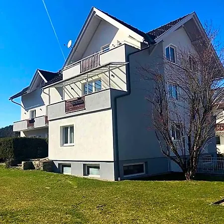 Lägenhet Superior-apartment Mit Pool Und Seezugang *