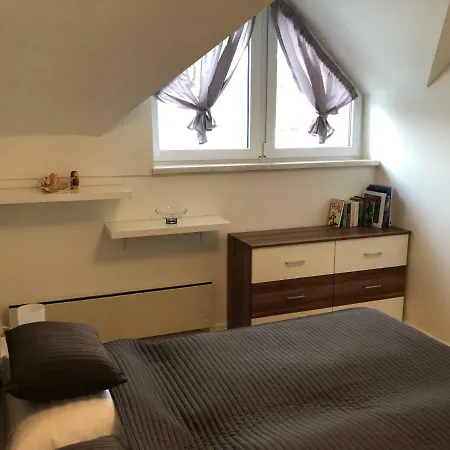 Superior-apartment Mit Pool Und Seezugang