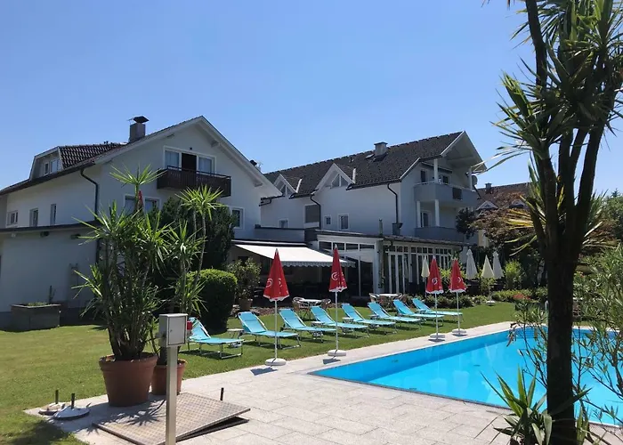 Superior-apartment Mit Pool Und Seezugang * Velden am Wörthersee